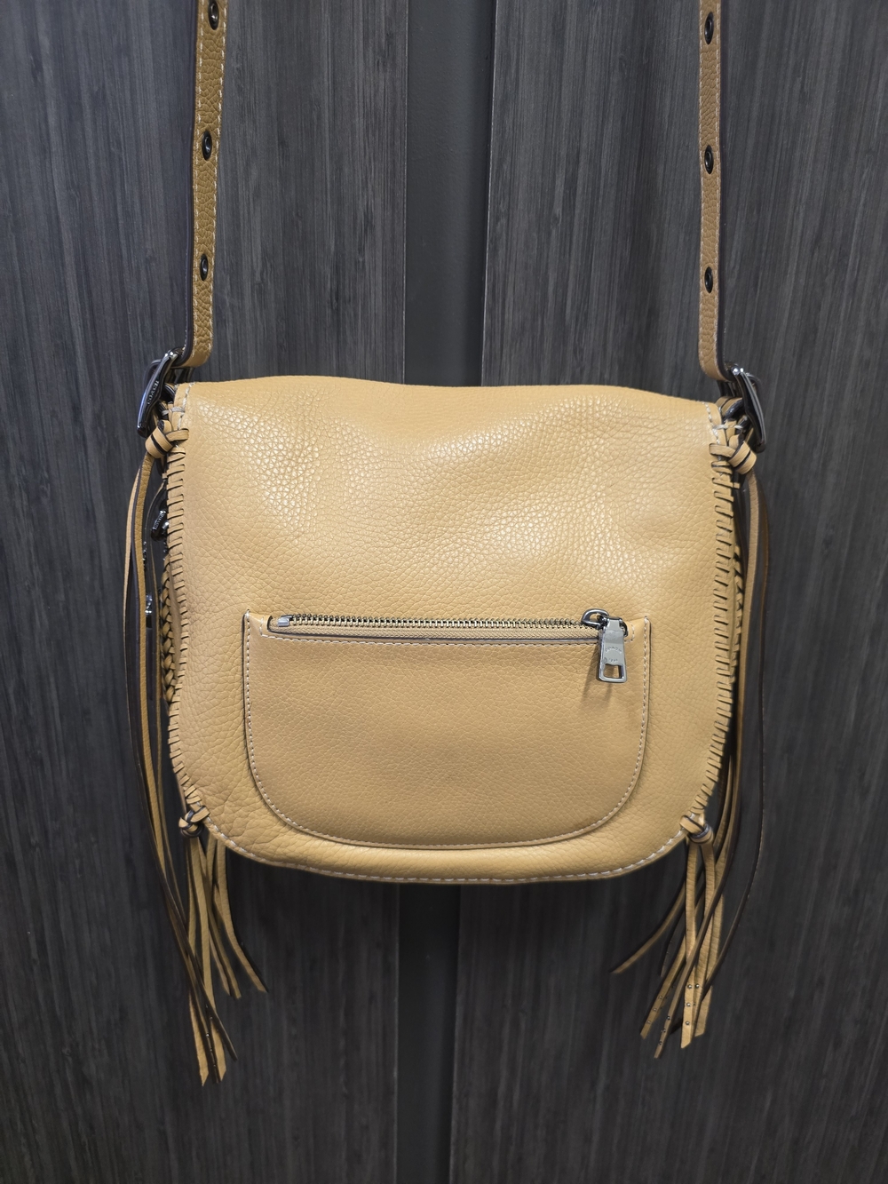 Coach 1941 Whiplash Fringe Saddle Bag Tan Pebbled Leather Crossbody Boho - Picture 4 of 7